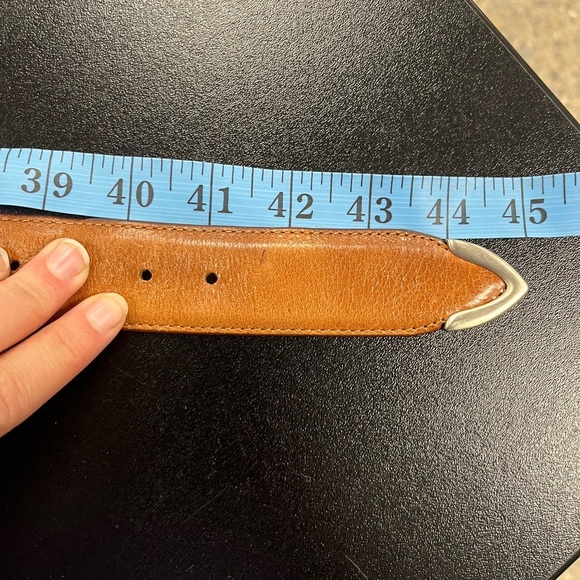 A & D Milano Tan Italian Leather Belt with Solid Brass Silver Tone Hardware 45" - Picture 2 of 9